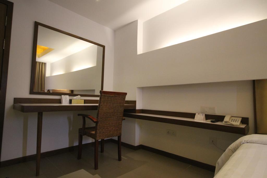 The Rgn City Lodge Yangon Exterior foto