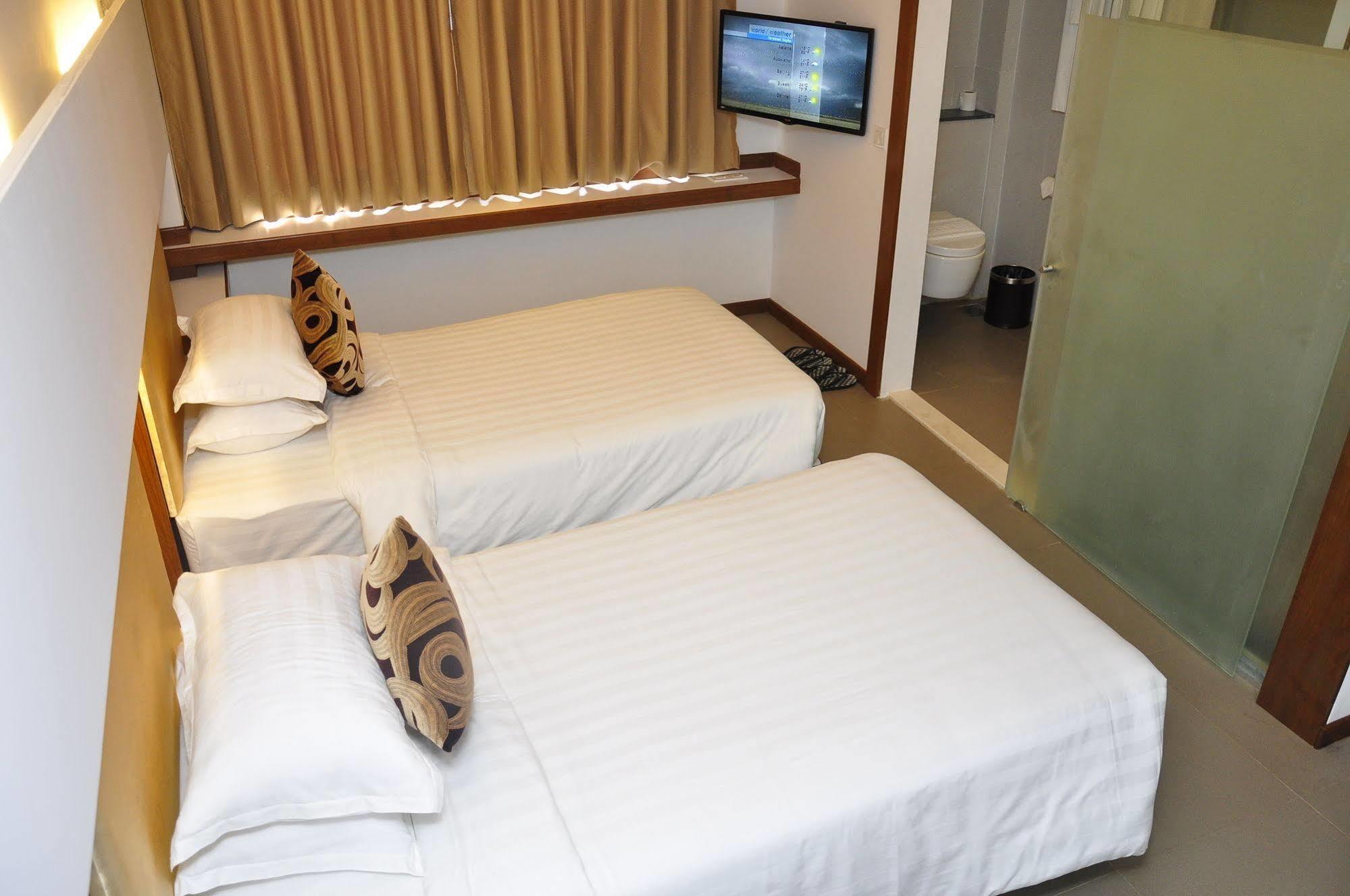 The Rgn City Lodge Yangon Exterior foto